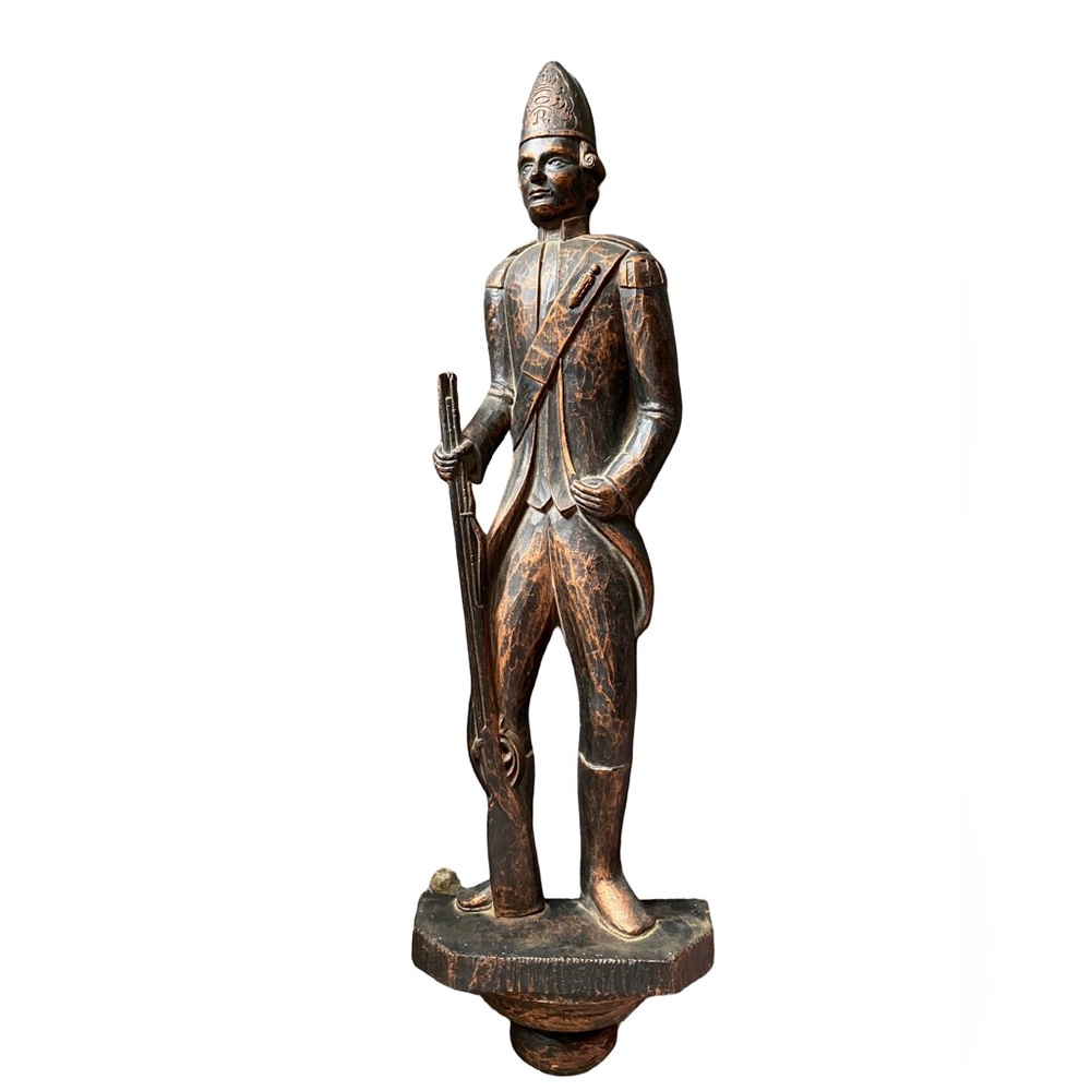 Vintage 19” US Revolutionary War Soldier‎ Wall Decor MCM Dart Industries